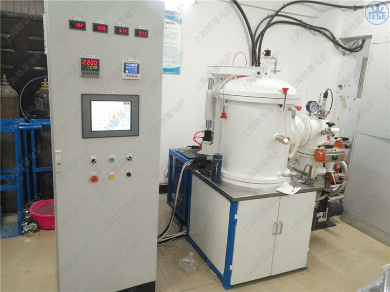 2000℃真空碳管爐